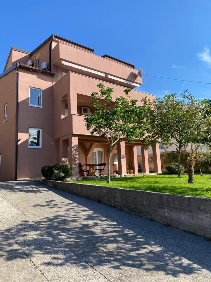 App Ratkovic Apartment Нови Винодолски Екстериор снимка